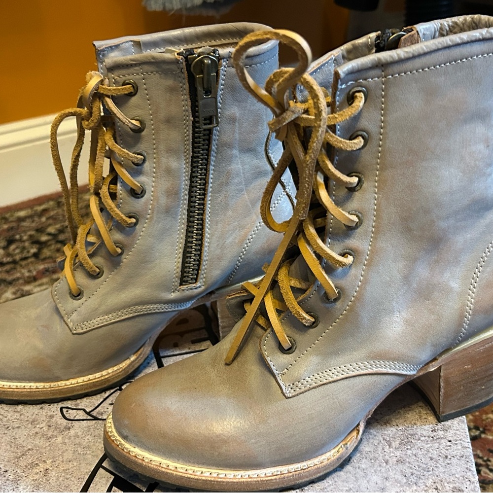 Freebird Gray Lace-Up Leather Boots